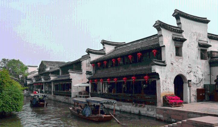救援医学院学生